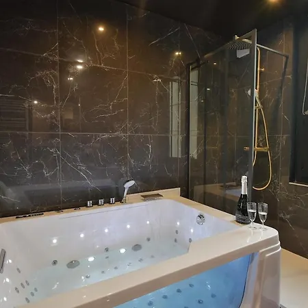 Apartament Romantique & King Size - Le Secret Carnot *